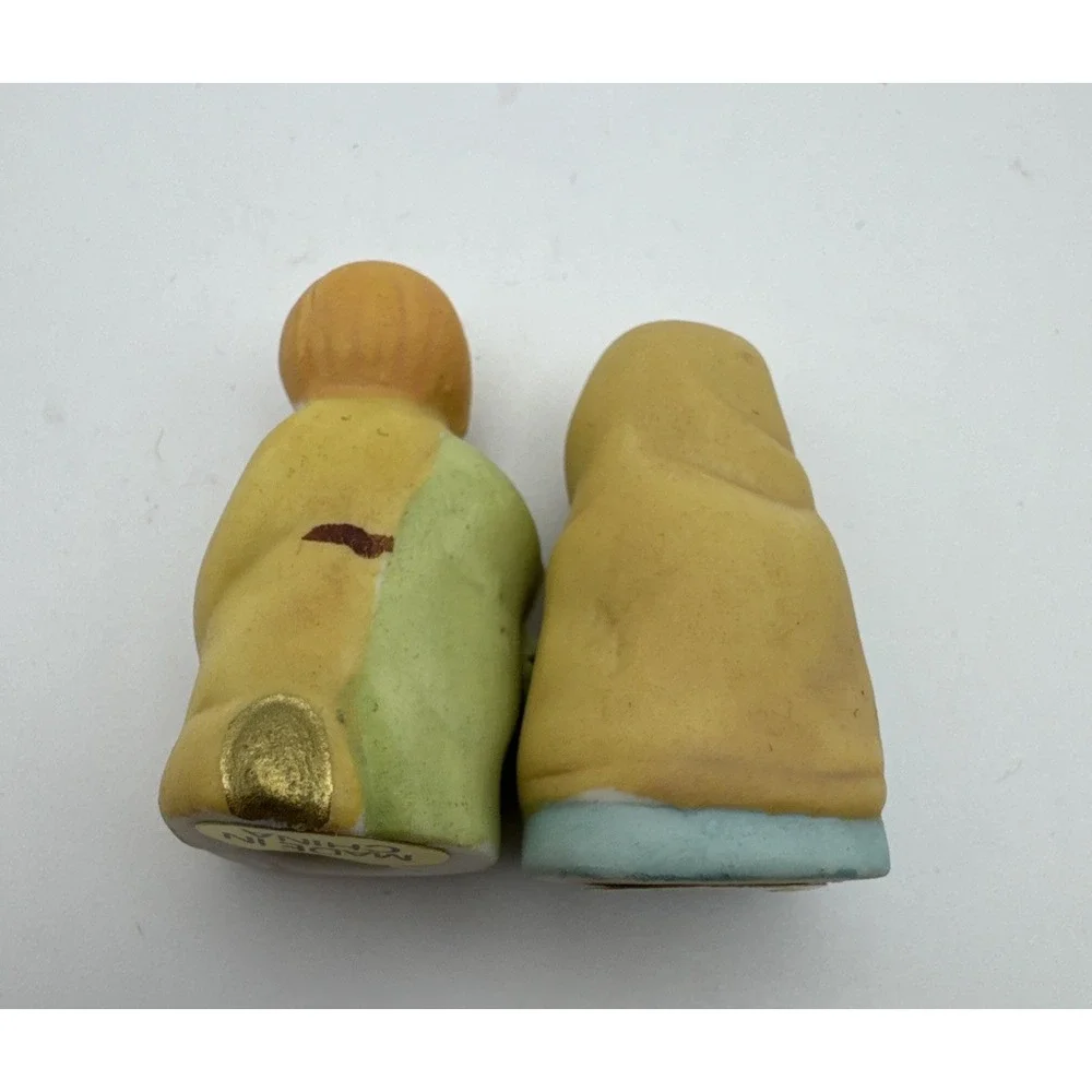 Vintage Pottery Ceramic‎ Mini Nativity Set Holy Family Figures 9 Pcs